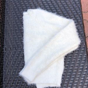 Long sleeve slightly cropped sweater